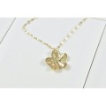 COLLIER FILIGRANE FLEUR GRAVEE ACIER INOXYDABLE GOLD PETIT PRIX