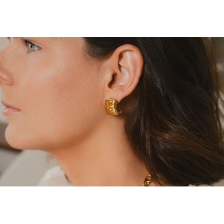 BOUCLES CISELEES ET TRAVAILLEES ACIER INOXYDABLE GOLD PETIT PRIX