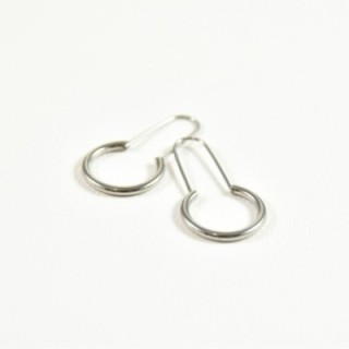 BOUCLES ANNEAUX ENTRELACES ACIER INOXYDABLE SILVER PETIT PRIX