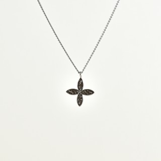 COLLIER FLEUR MARTELEE ACIER INOXYDABLE SILVER PETIT PRIX