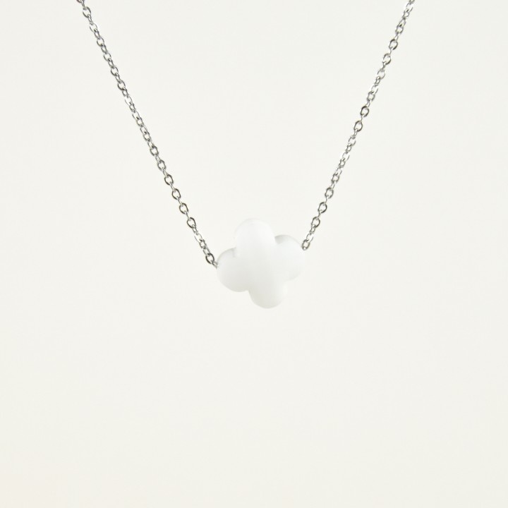 COLLIER TREFLE BLANC ACIER INOXYDABLE SILVER PETIT PRIX